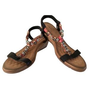 Womens Sandals b Comfort Multicolored Fabric Beaded Platform Wedge Sandals Sz 10